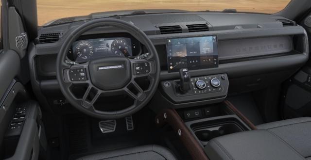 Land Rover Defender image 7