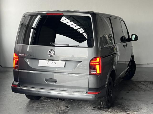 Volkswagen Transporter image 2
