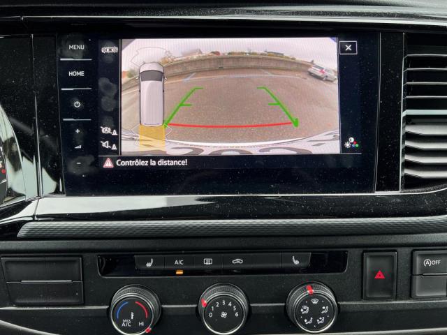 Volkswagen Transporter image 8