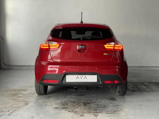 Kia Rio image 2