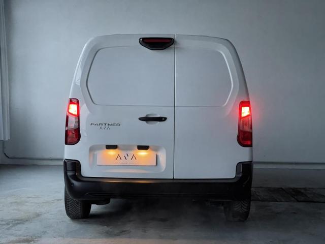 Peugeot Partner image 8