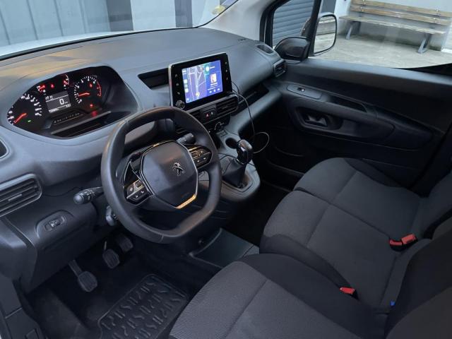 Peugeot Partner image 1