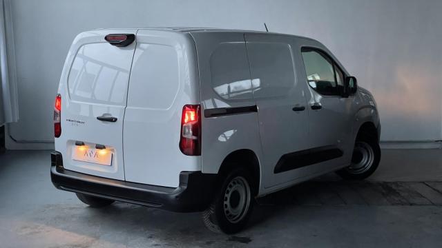 Peugeot Partner image 1