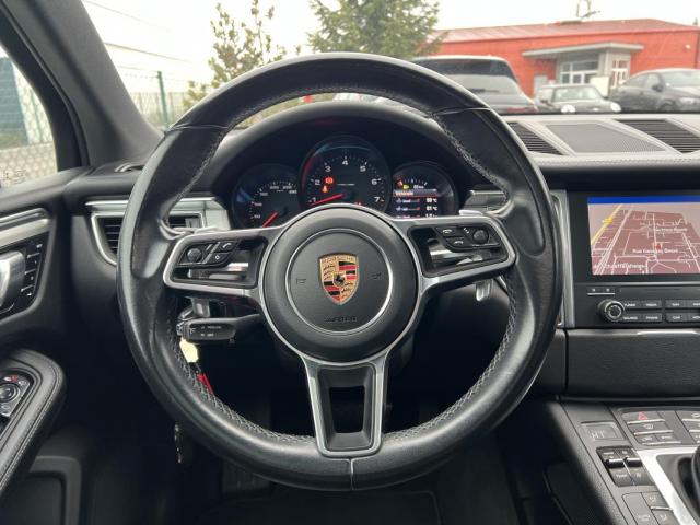 Porsche Macan image 7