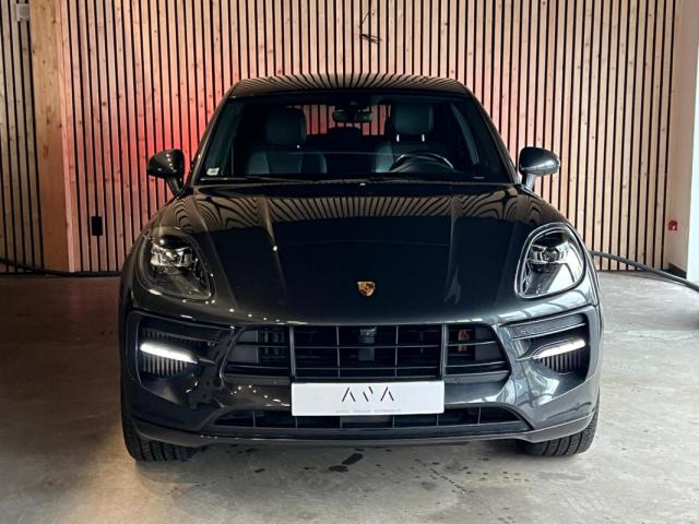 Porsche Macan image 1