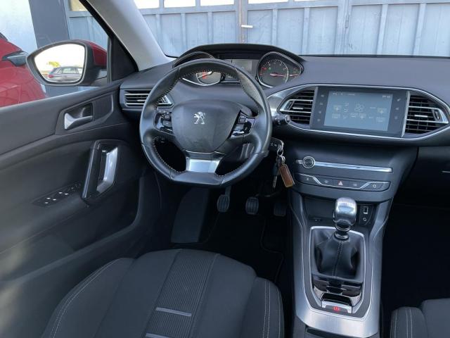 Peugeot 308 image 6