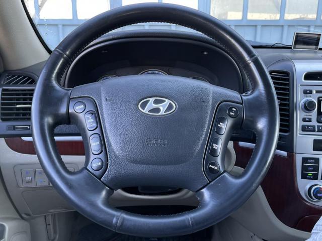 Hyundai Santa Fe image 2