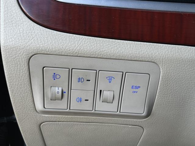 Hyundai Santa Fe image 7