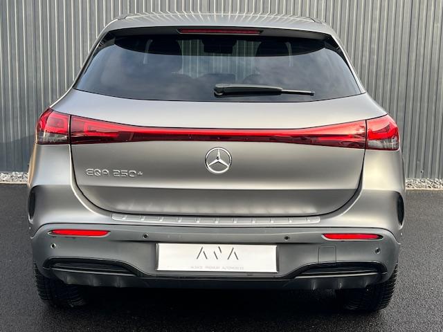 Mercedes Benz Eqa image 4