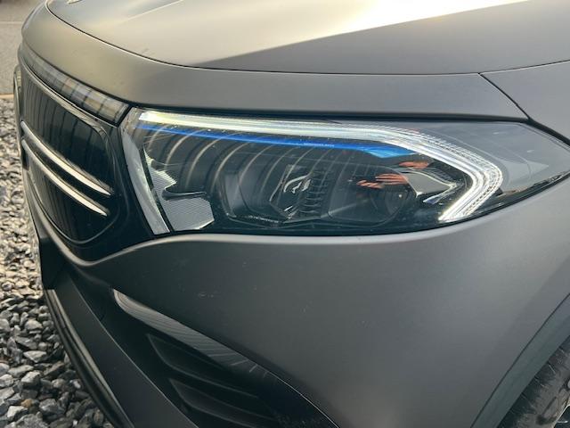 Mercedes Benz Eqa image 7