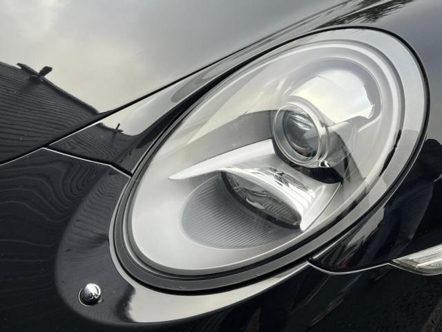 Porsche 911 image 8