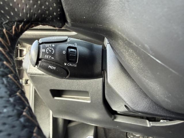 Peugeot 3008 image 3