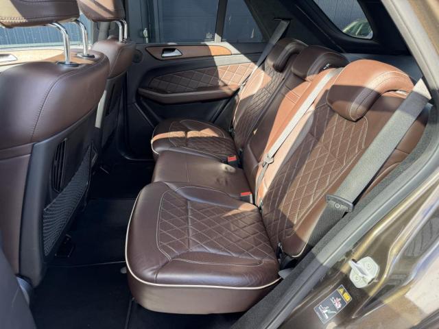 Mercedes Benz Ml 350 image 6