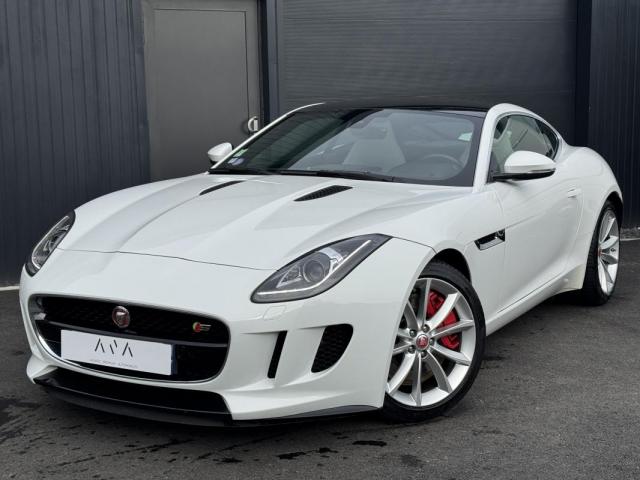 Jaguar F-Type 3.0 V6 380ch S Toit Pano Meridian Pas De Malus
