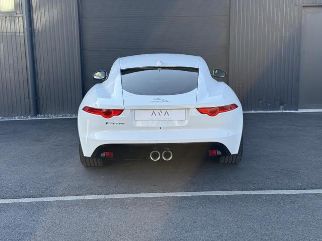 Jaguar F-Type image 1