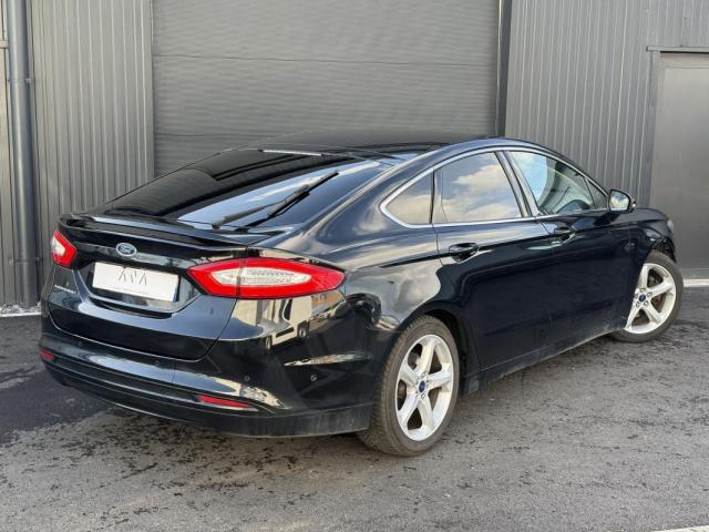 Ford Mondeo image 7