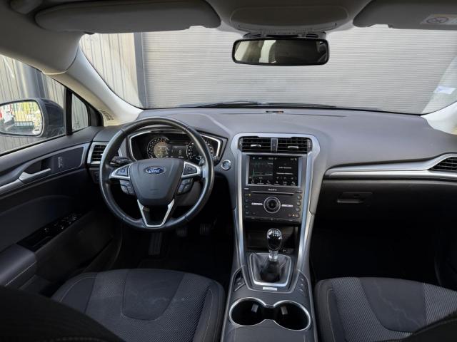 Ford Mondeo image 6
