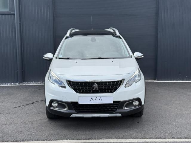 Peugeot 2008 image 2