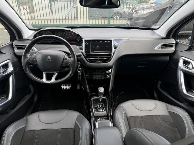 Peugeot 2008 image 1