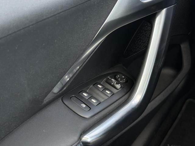 Peugeot 2008 image 4