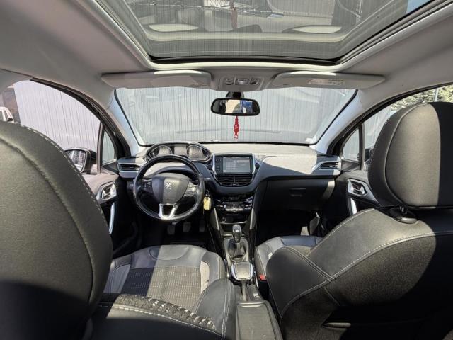 Peugeot 2008 image 8