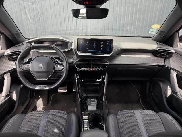 Peugeot 2008 image 1