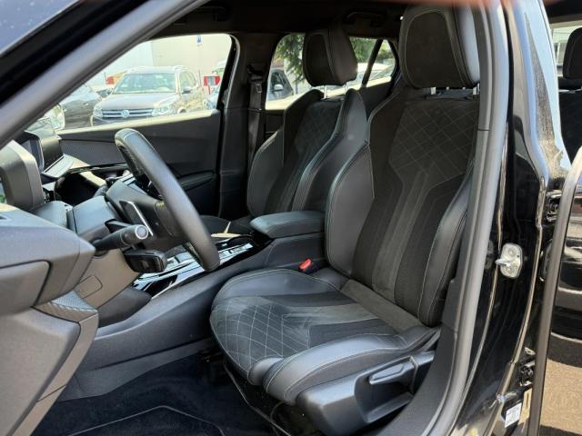 Peugeot 2008 image 3