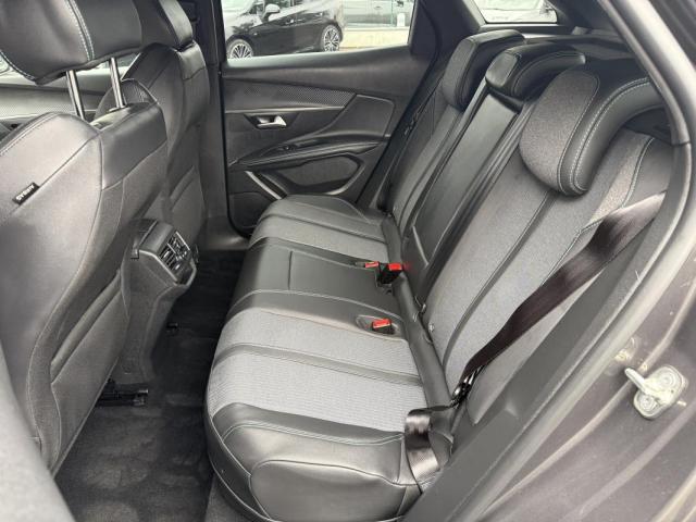Peugeot 3008 image 8