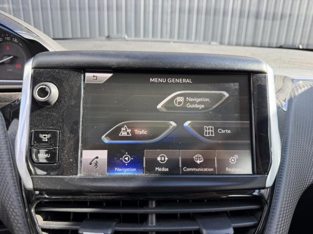 Peugeot 2008 image 7