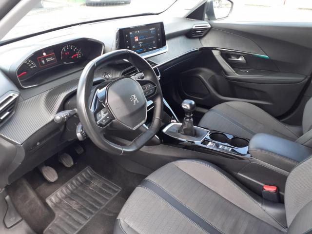 Peugeot 2008 image 6
