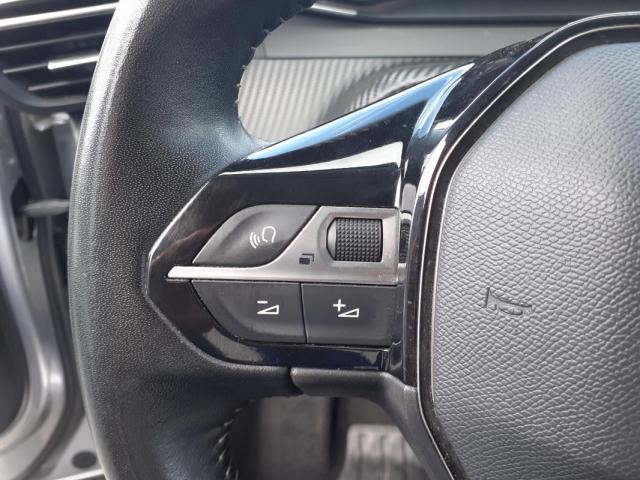 Peugeot 2008 image 9