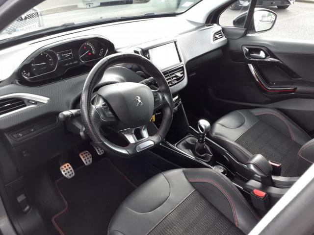 Peugeot 2008 image 5