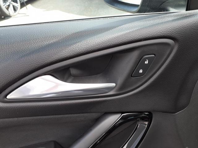 Opel Astra image 7