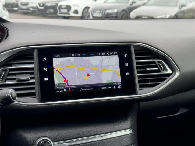 Peugeot 308 image 3