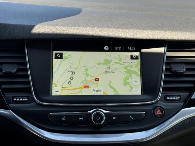 Opel Astra Sports Tourer image 7