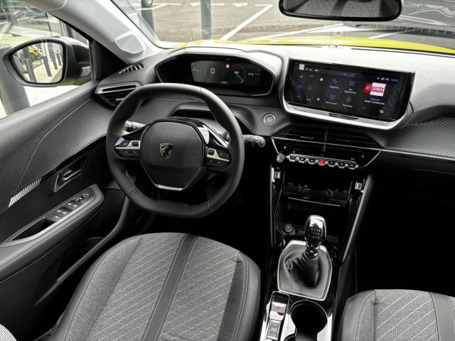 Peugeot 208 image 4