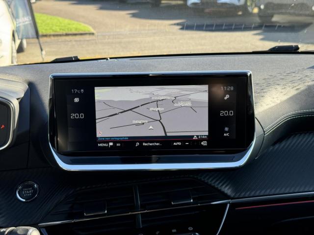 Peugeot 208 image 4