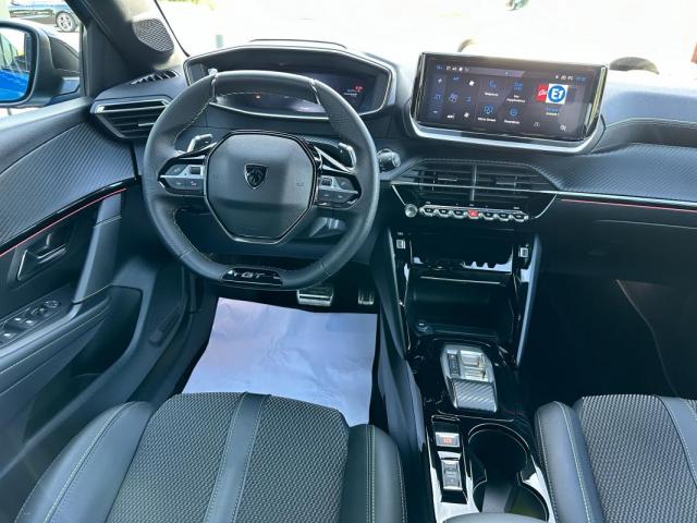 Peugeot 208 image 6