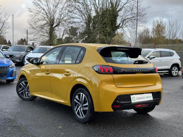 Peugeot 208 image 8