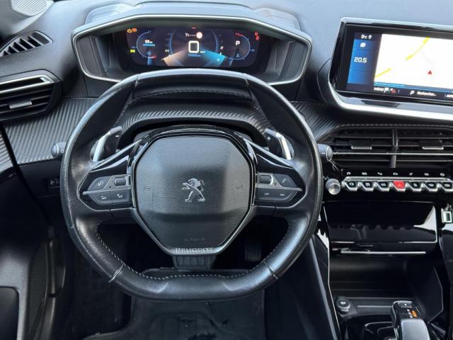 Peugeot 208 image 9