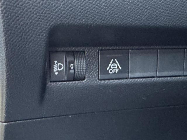 Peugeot 208 image 7