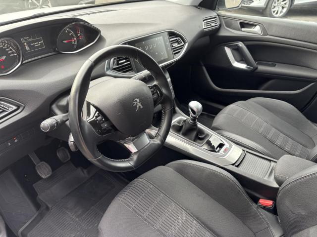 Peugeot 308 image 4