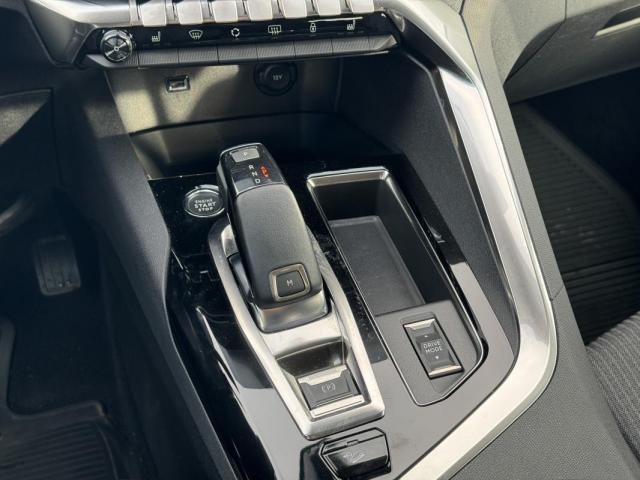 Peugeot 3008 image 2