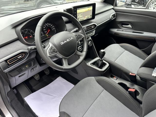 Dacia Jogger image 1