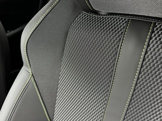Peugeot 2008 image 8