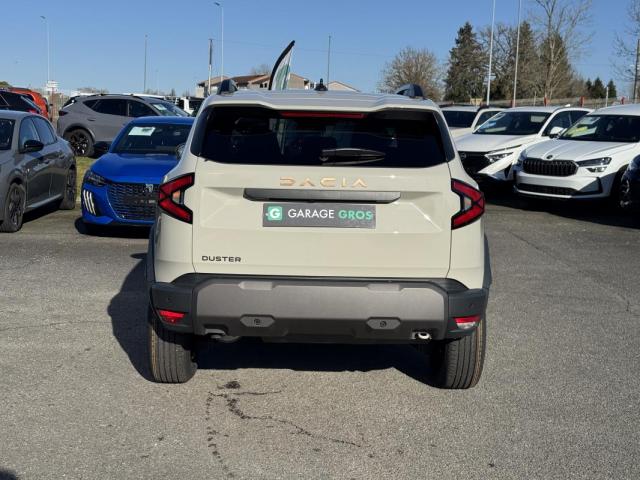 Dacia Duster image 1