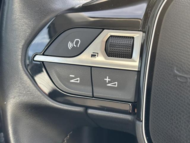 Peugeot 5008 image 4