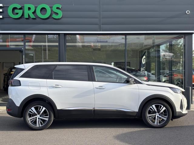 Peugeot 5008 image 2