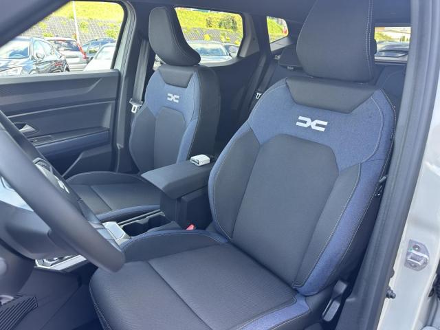 Dacia Duster image 9