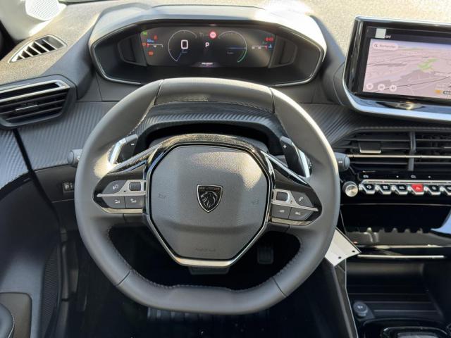 Peugeot 208 image 6